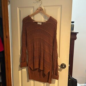 Universal Thread Open-Knit Scoop Neck Sweater in Rust Brown